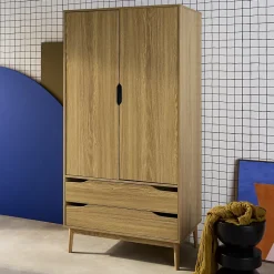 Armoire dressing vintage effet frêne 2 portes. 2 tiroirs. 1 tringle