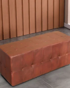 Banc rembourré en cuir marron capitonné - Uniqka