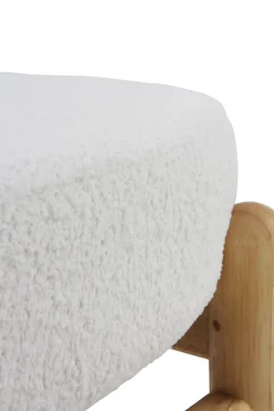 Banc tapissé en boucle blanche avec structure et pieds en pin