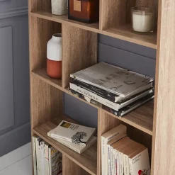 Bibliothèque design asymétrique Pieter 5 étagères. 10 compartiments de rangement. 83x23x173cm