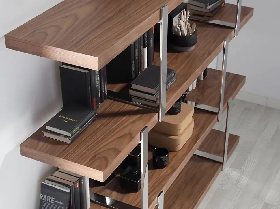 Bibliothèque moderne en noyer avec cloisons en verre noir élégant