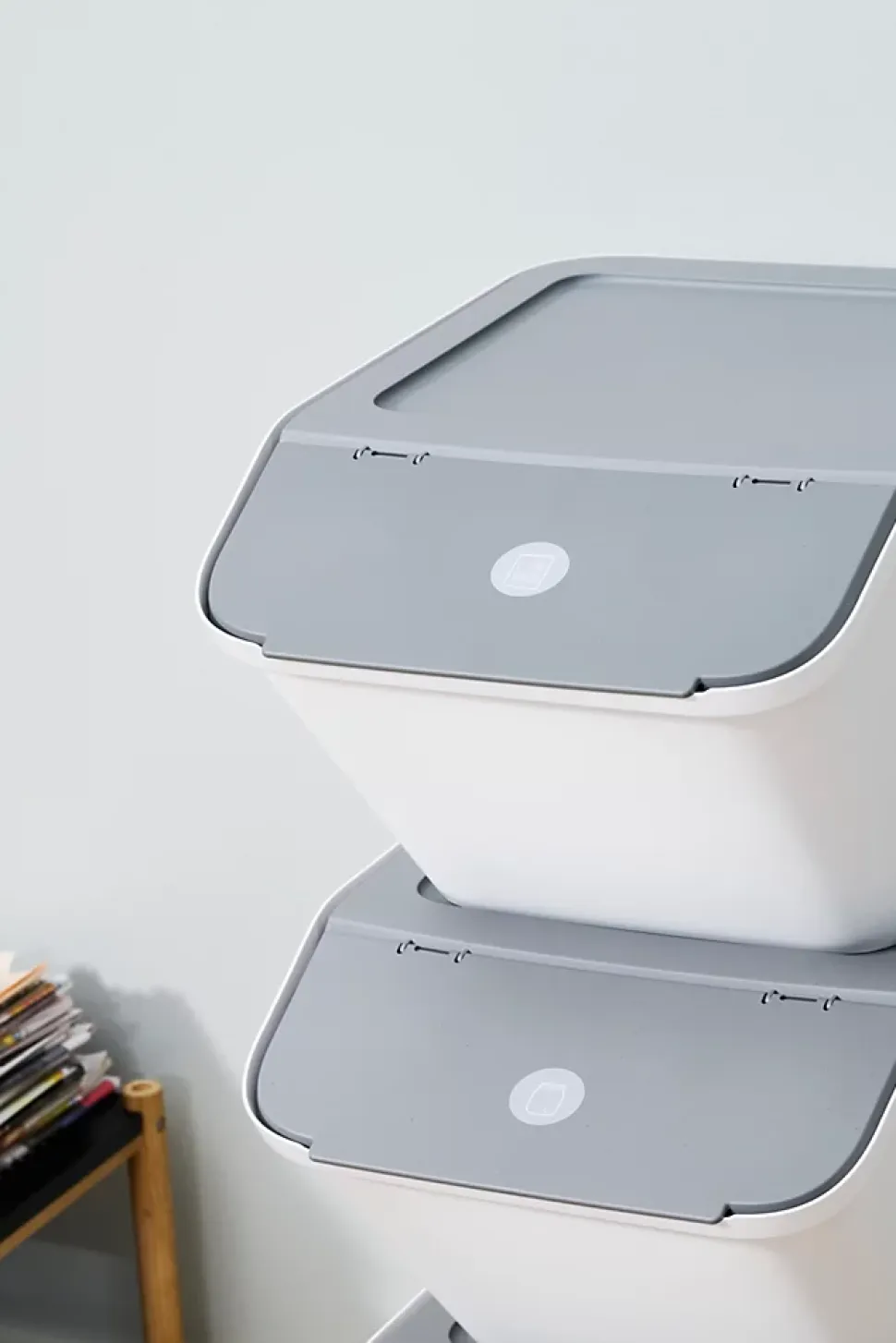 Boîte de rangement 37 L empilable SmartStore Collect Stack It Orthex P.55 cm blanc et gris