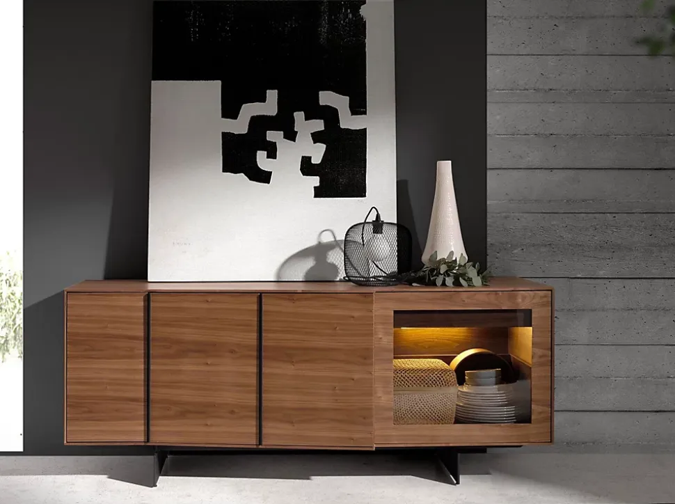 Buffet en noyer et acier noir avec éclairage intérieur