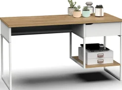 Bureau, table de travail en aggloméré finition chêne avec pieds en métal blanc - Longueur 137.5 x Profondeur 58 x Hauteur 76 cm