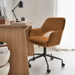 Chaise de bureau à roulettes bouclettes ocre. Jim. L 60 x P 62 x H 89 / 99cm.