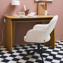 Chaise de bureau à roulettes velours côtelé blanc cassé. L 60 x P 62 x H 89 / 99cm