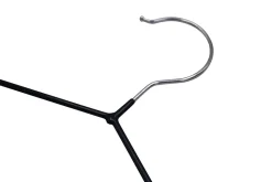 Cintre en métal noir Box & Beyond vendu par 9 pièces