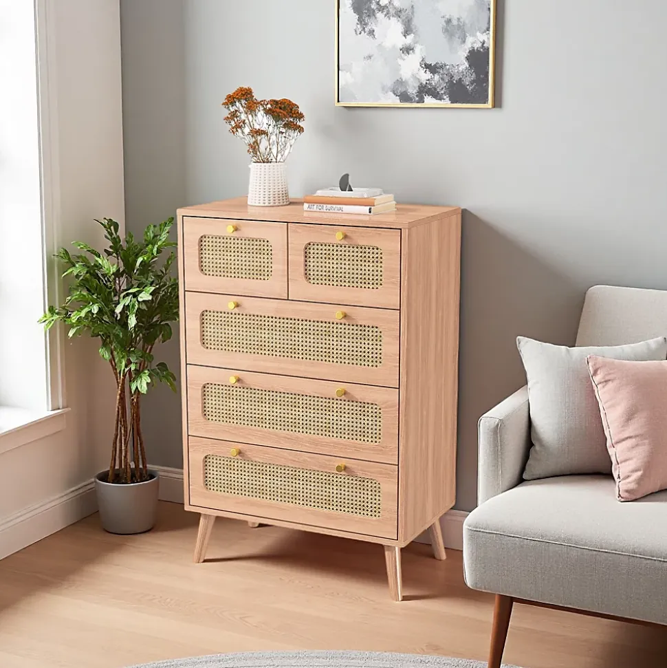 Commode 5 tiroirs en bois naturel avec façades en rotin tressé, cadre en bois massif