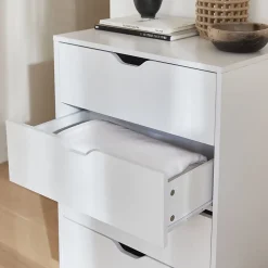 Commode blanche scandinave - Floki - chiffonnier avec pieds en bois de sapin. 4 tiroirs. 60x40x90cm