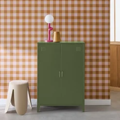 Commode/armoire en métal kaki. 2 espaces de rangement. casiers