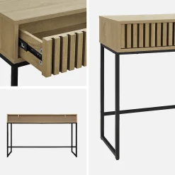 Console contemporaine avec 2 tiroirs en décor bois rainuré. structure et piètement en métal noir