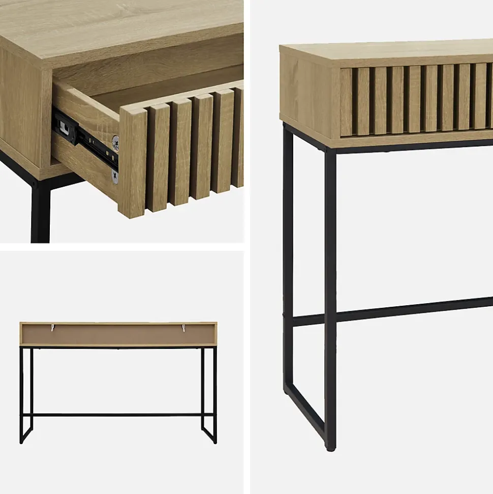 Console contemporaine avec 2 tiroirs en décor bois rainuré. structure et piètement en métal noir
