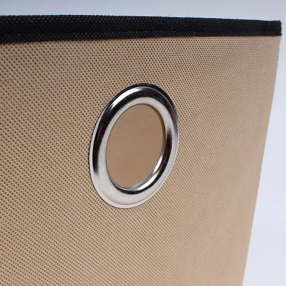 Corbeille beige en tissu avec oeillet