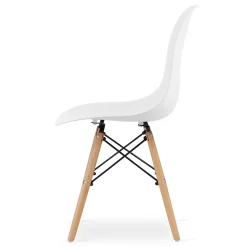 Ensemble de salle à manger Valora Table ROVA 120x60 en chêne + 4 chaises OSAKA noires