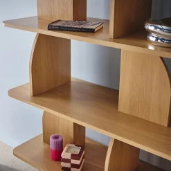 Etagère. bibliothèque exotique décor bois chêne 5 niveaux. séparateurs courbés - Alva