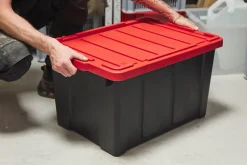 Iris Ohyama, Caisse Rangement Plastique avec Couvercle Robuste, 68L, Lot de 3, Rouge, DDSKT-700