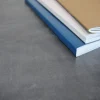 Lot de 1 table ronde120cm et 4 chaises - pied blanc plateau ardoise métallisée - Restootab