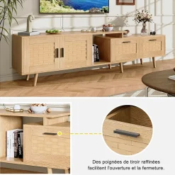 Meuble TV extensible en chêne clair avec portes en rotin tressé, grand espace de rangement et design naturel moderne