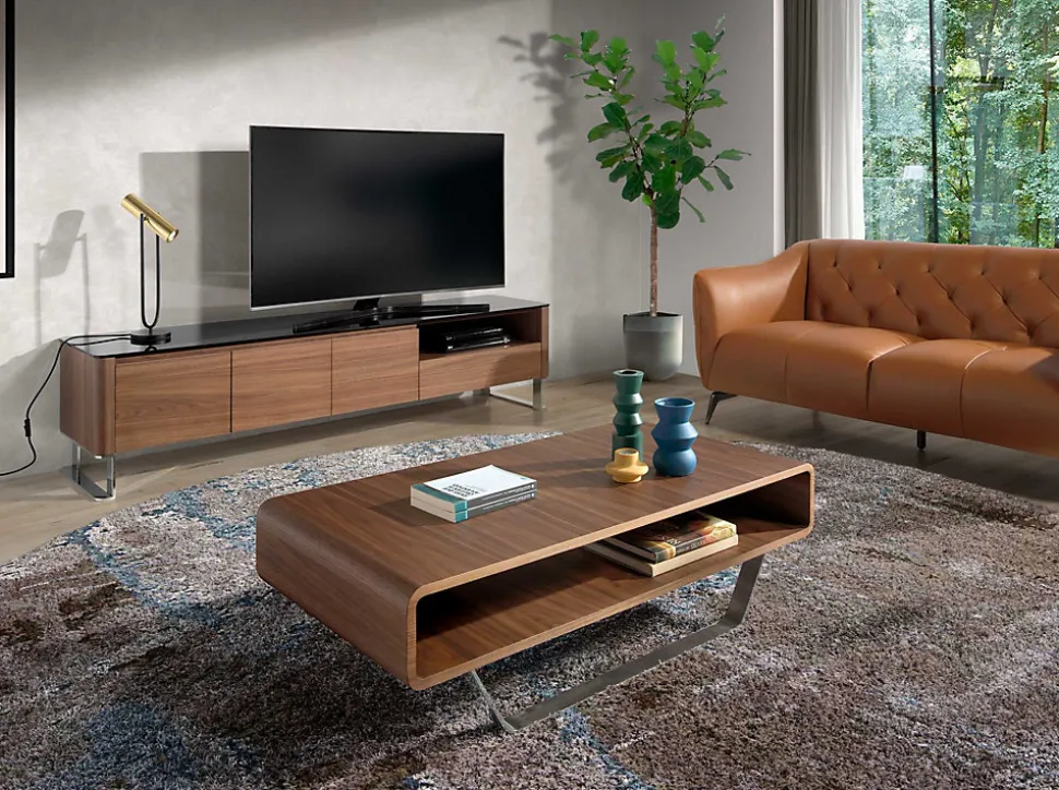 Meuble TV moderne en noyer et acier chromé avec plateau en verre noir élégant