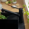 Mitigeur de cuisine avec douchette noir mat Hansgrohe Zesis M33 H. 219mm