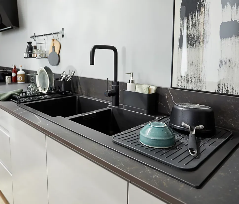 Mitigeur de cuisine noir GoodHome Argania