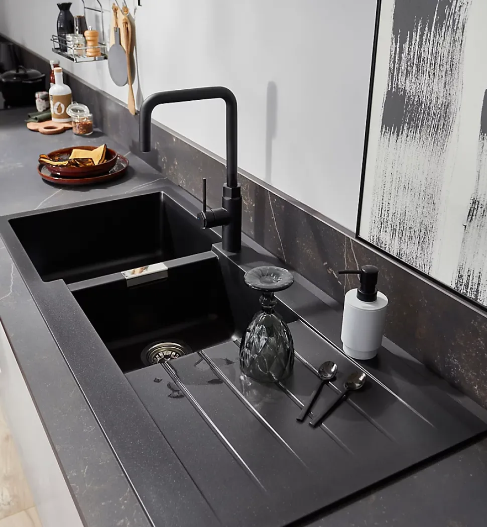 Mitigeur de cuisine noir GoodHome Argania