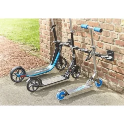 Mottez range 6 trottinettes mural b061cmur