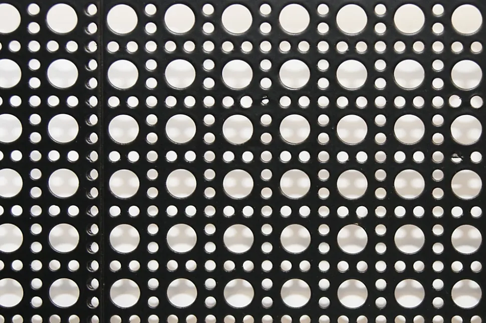 Panier carré en métal motif cannage noir taille S