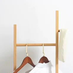 Penderie porte-manteaux - 3 barres de penderie, 2 patères - dim. 36L x 24l x 168H cm - bois bambou