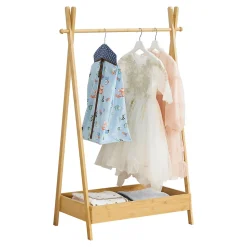 Portant à vêtements Sola pour enfant bambou en.casa