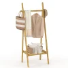 Portant pliable en bambou avec 1 étagère l. 75 x H. 160 cm