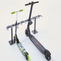 Range trottinettes sur pieds, 6 places