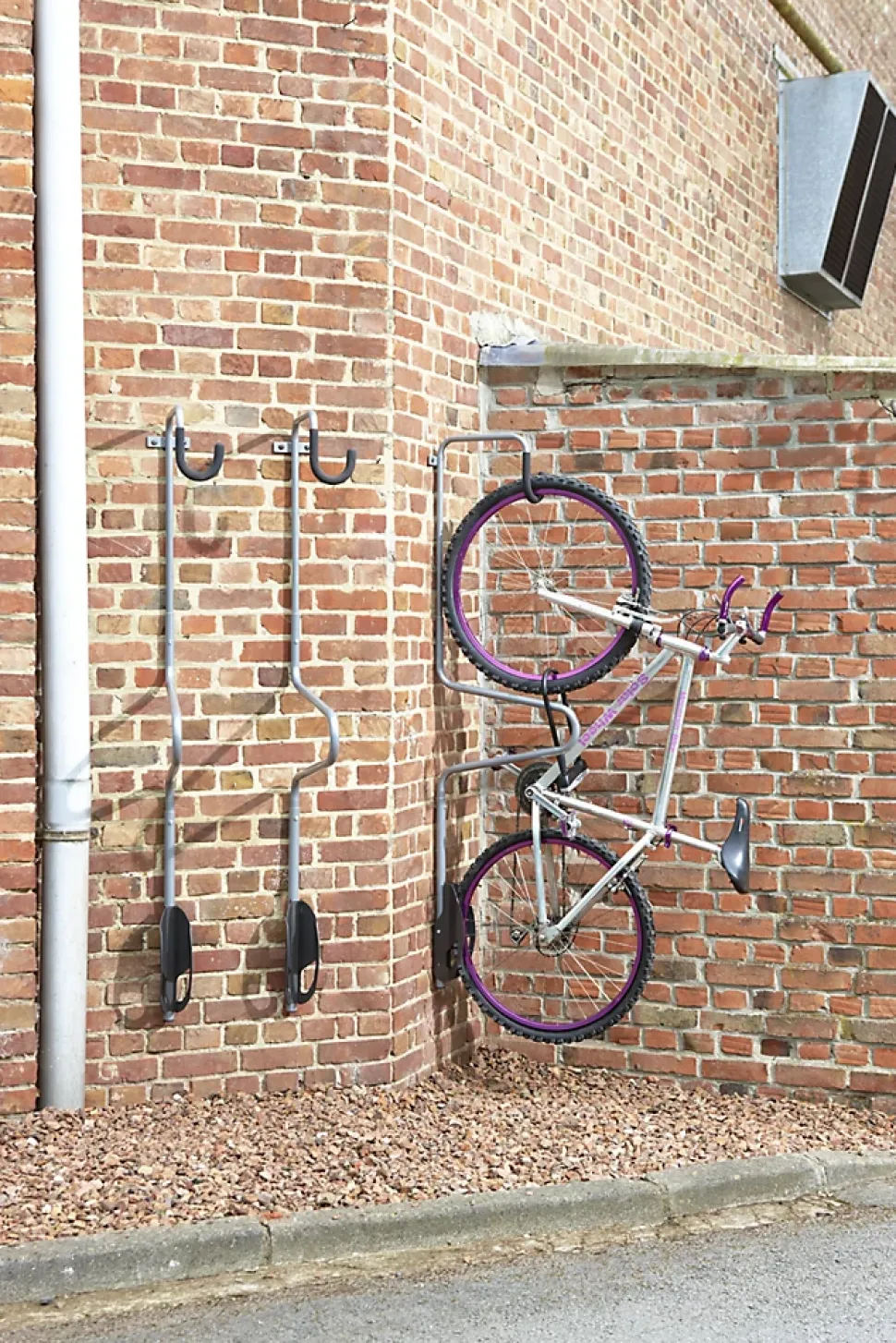 Rangement mural antivol pour vélo H. 173,6 cm Mottez acier