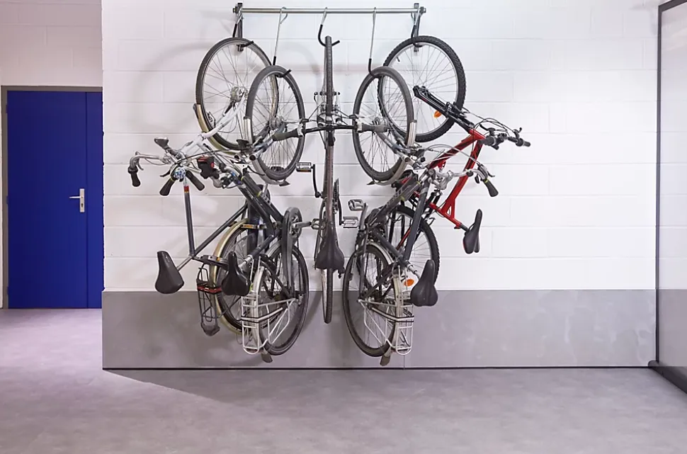 Rangement mural coulissant pour 5 vélos L. 119 cm Mottez acier