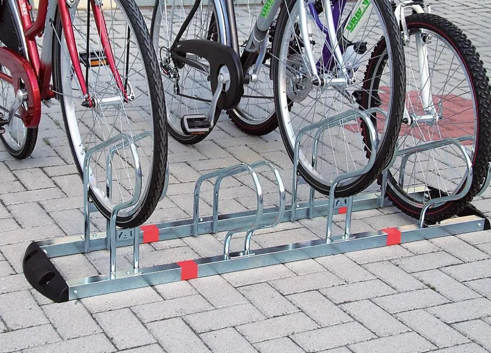 Râtelier vélos 4 places en quinconces haut et bas.
