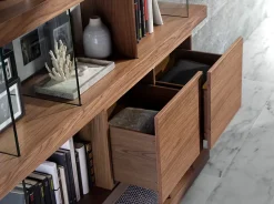 Tablette Élégante en Noyer et Verre Trempé pour un Intérieur Chic